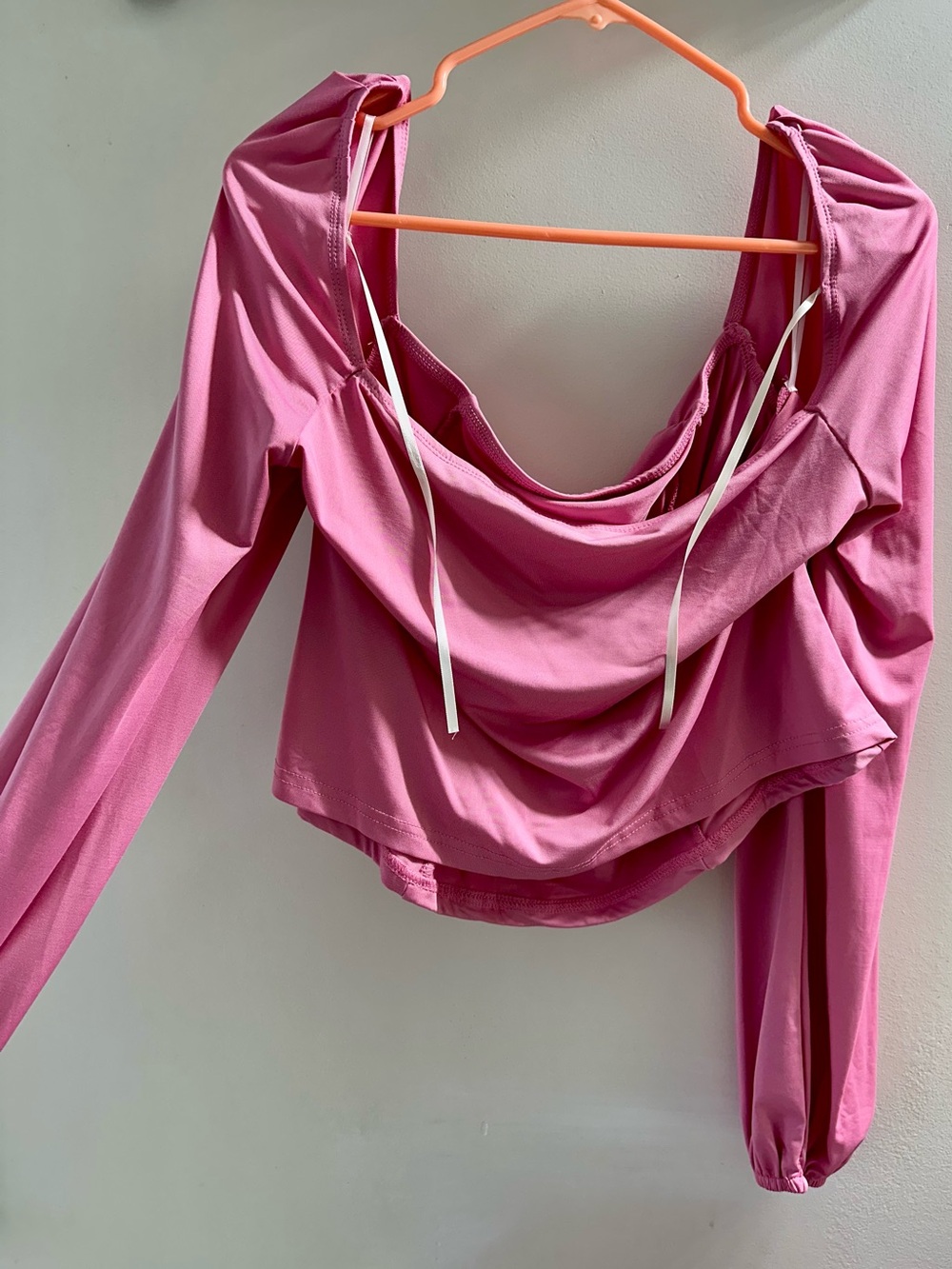 SHEIN Pink Ruched Long Sleeve Crop Top - Picture 2 of 2